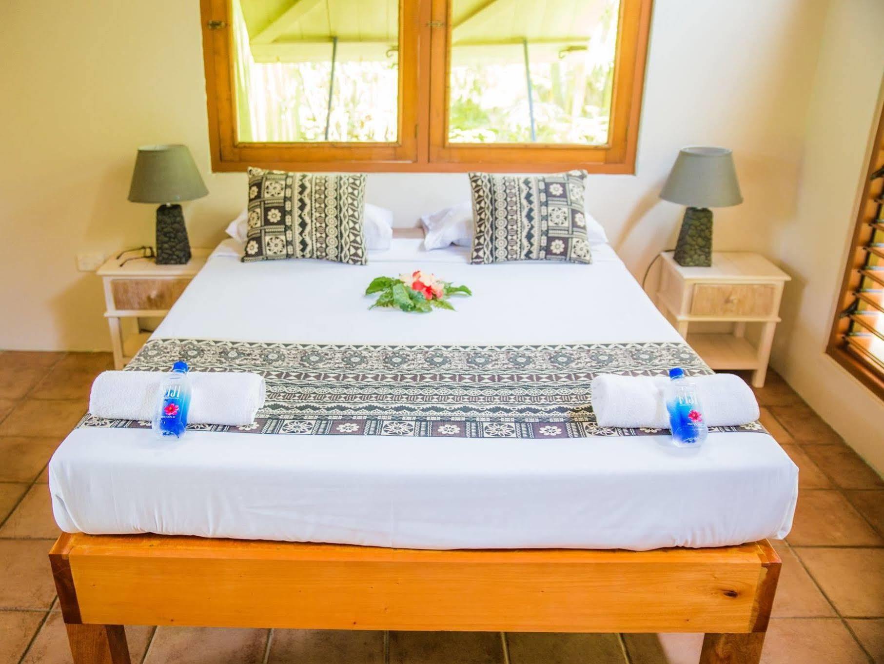Beachouse Resort Namatakula Esterno foto